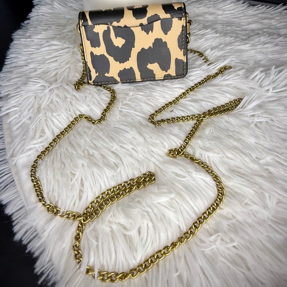 COACH Leopard Print Leather Flap Card Case with Crossbody Chain - Picture 5 of 11